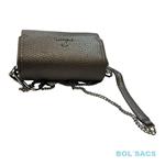BOLSITO CACHAREL BANDOLERA CON SOLAPA ACERO | LB252306-14 | BOLSACS - Tu Tienda Online de Marroquinería, Viaje y Complementos